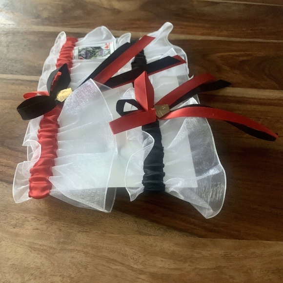 Red Black Satin Las Vegas Queen Ace Card Gold Charm Mesh Stretch Garter Band Set - Picture 2 of 12